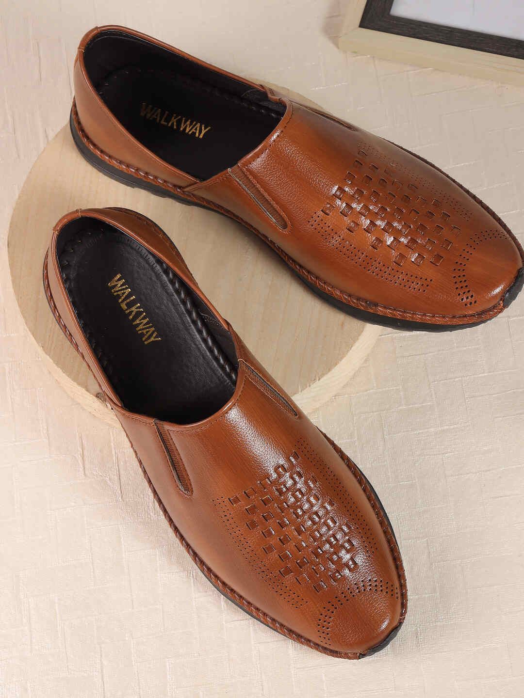 

WALKWAY by Metro Men Slip-On Shoe-Style Sandals, Tan