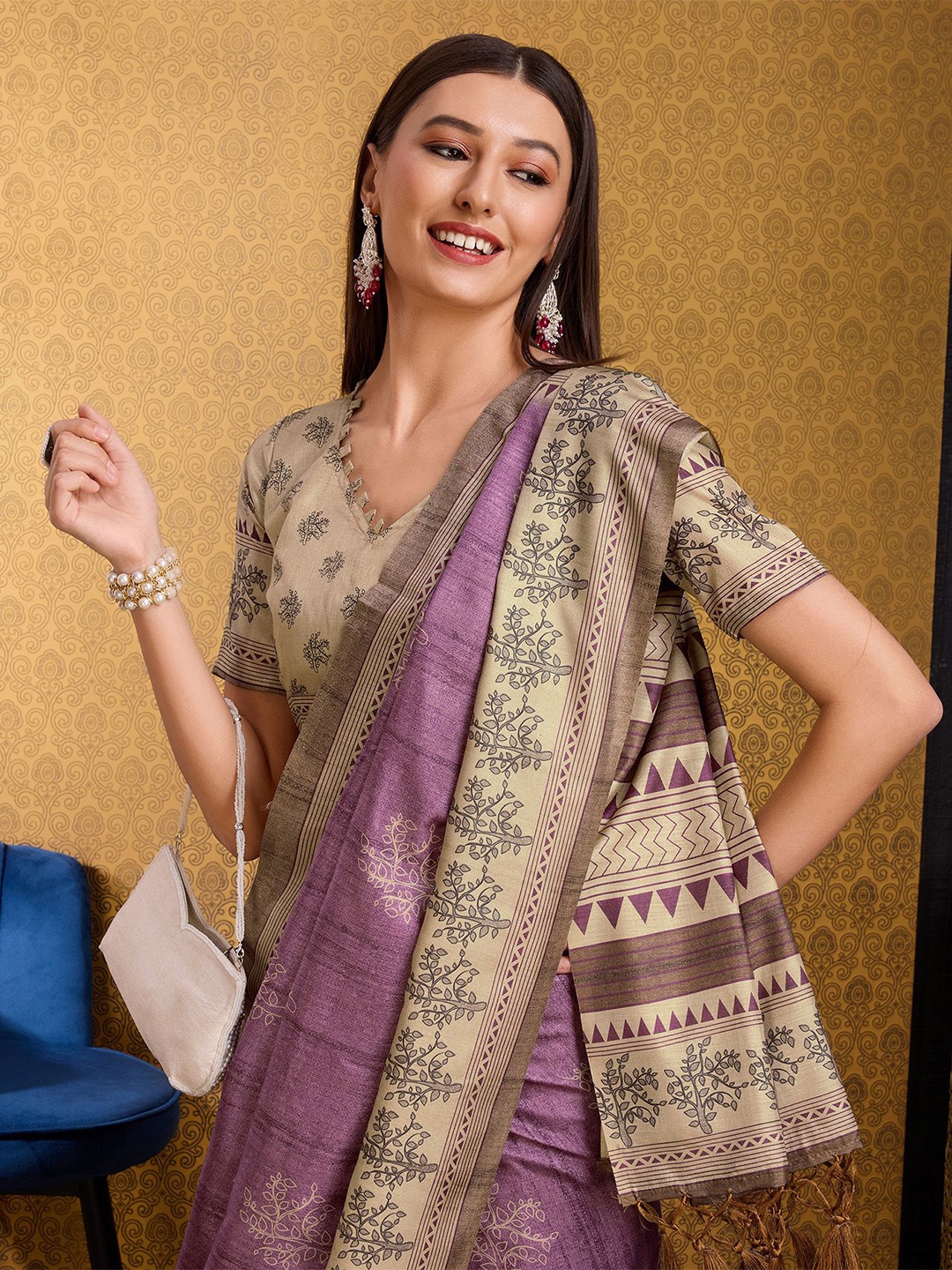 

DOI MOI Ethnic Motifs Sambalpuri Saree, Purple
