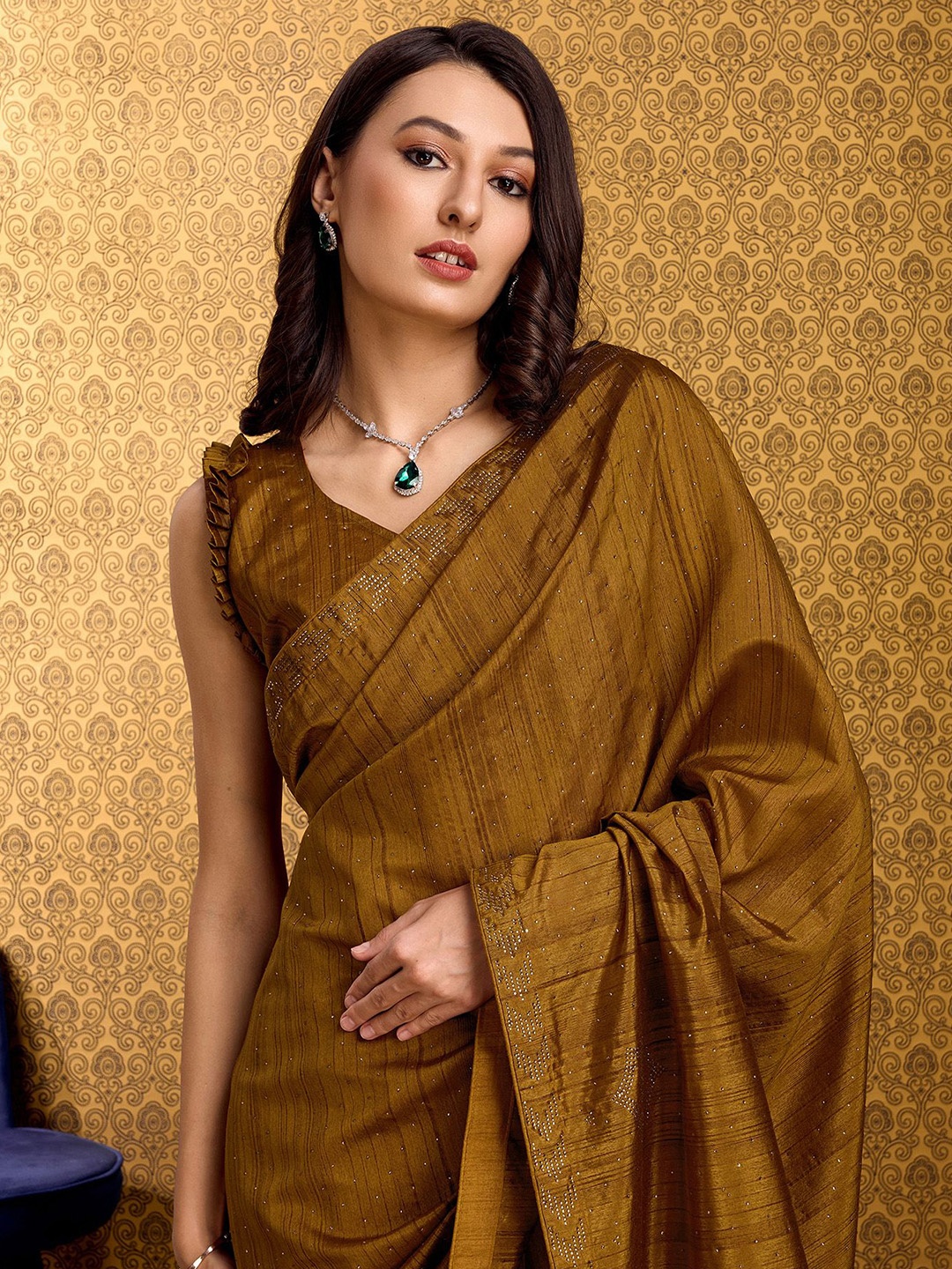 

DOI MOI Embellished Beads and Stones Tussar Saree, Brown