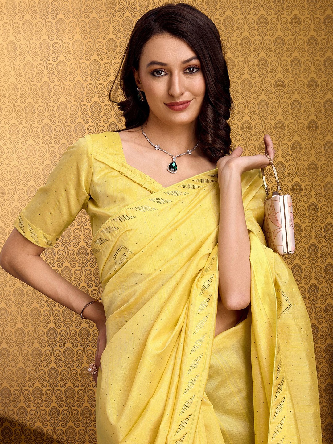 

DOI MOI Embellished Beads and Stones Tussar Saree, Yellow