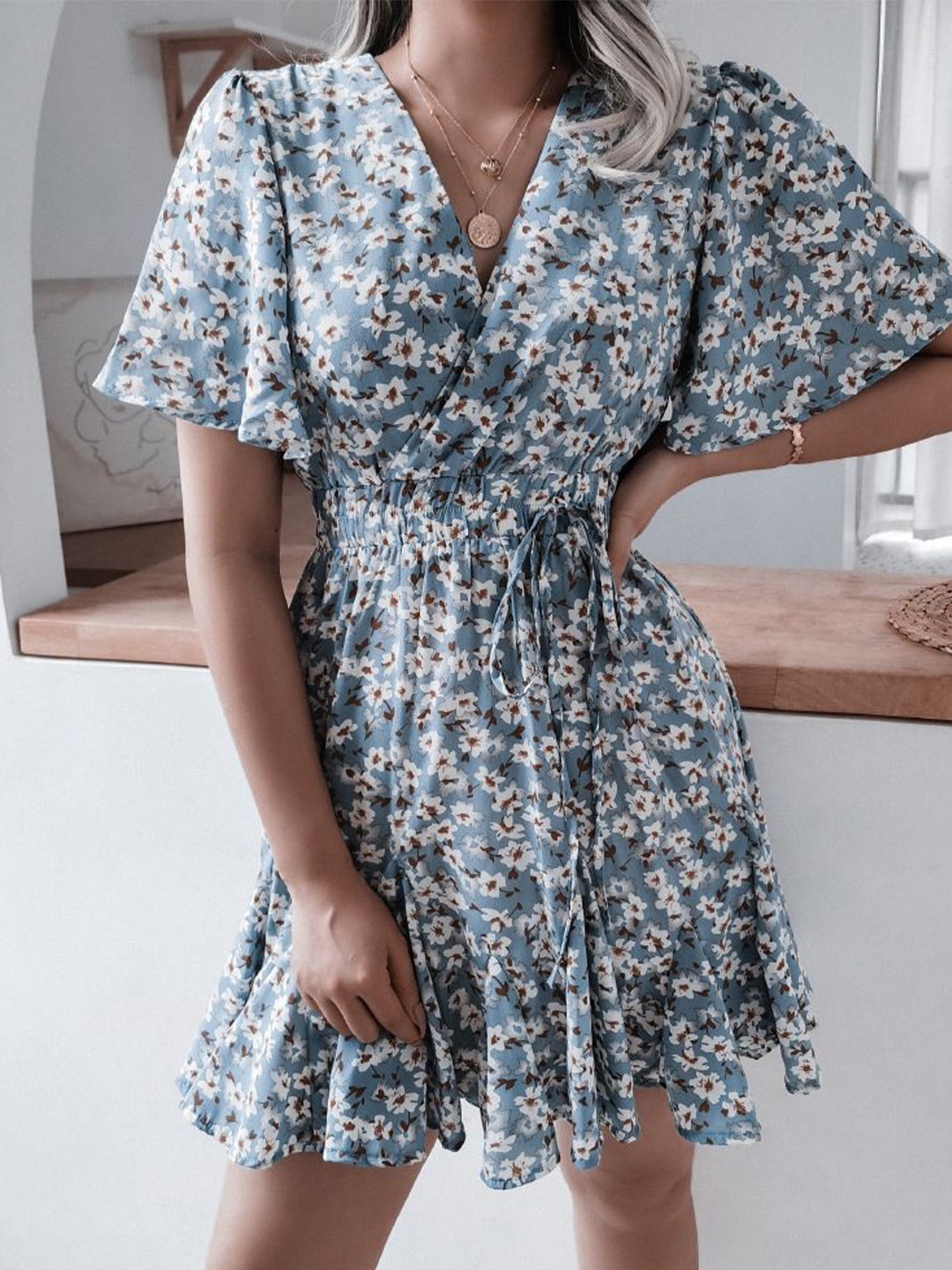 

StyleCast x Revolte Floral Print Flared Sleeve Fit & Flare Dress, Blue