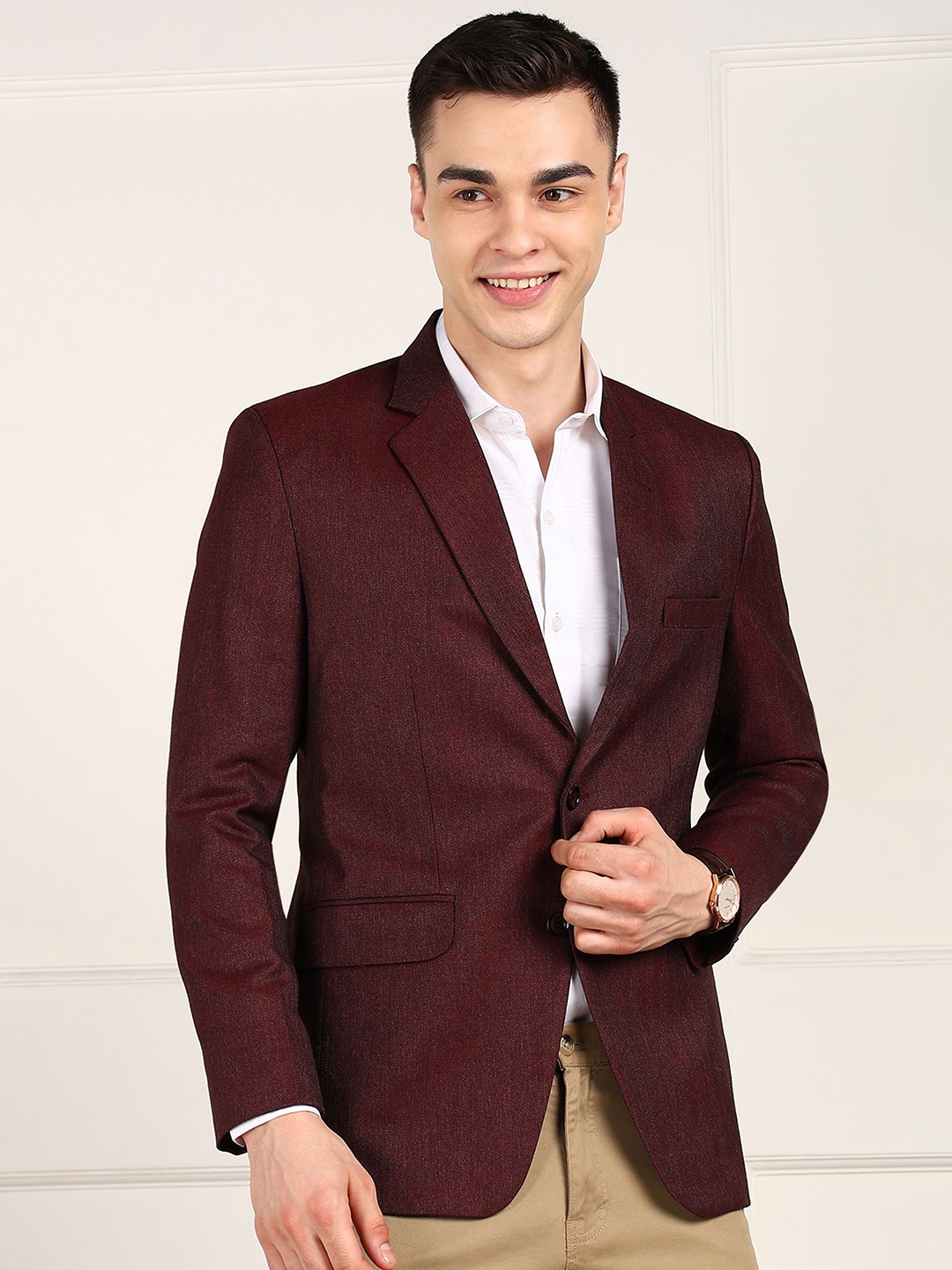 

FUBAR Notched Lapel Collar Single-Breasted Slim-Fit Formal Blazer, Maroon