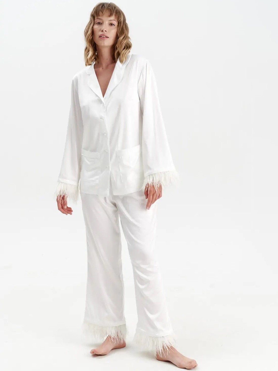 

Bella Babe by SK Lapel Collar Long Sleeves Satin Night suit, White
