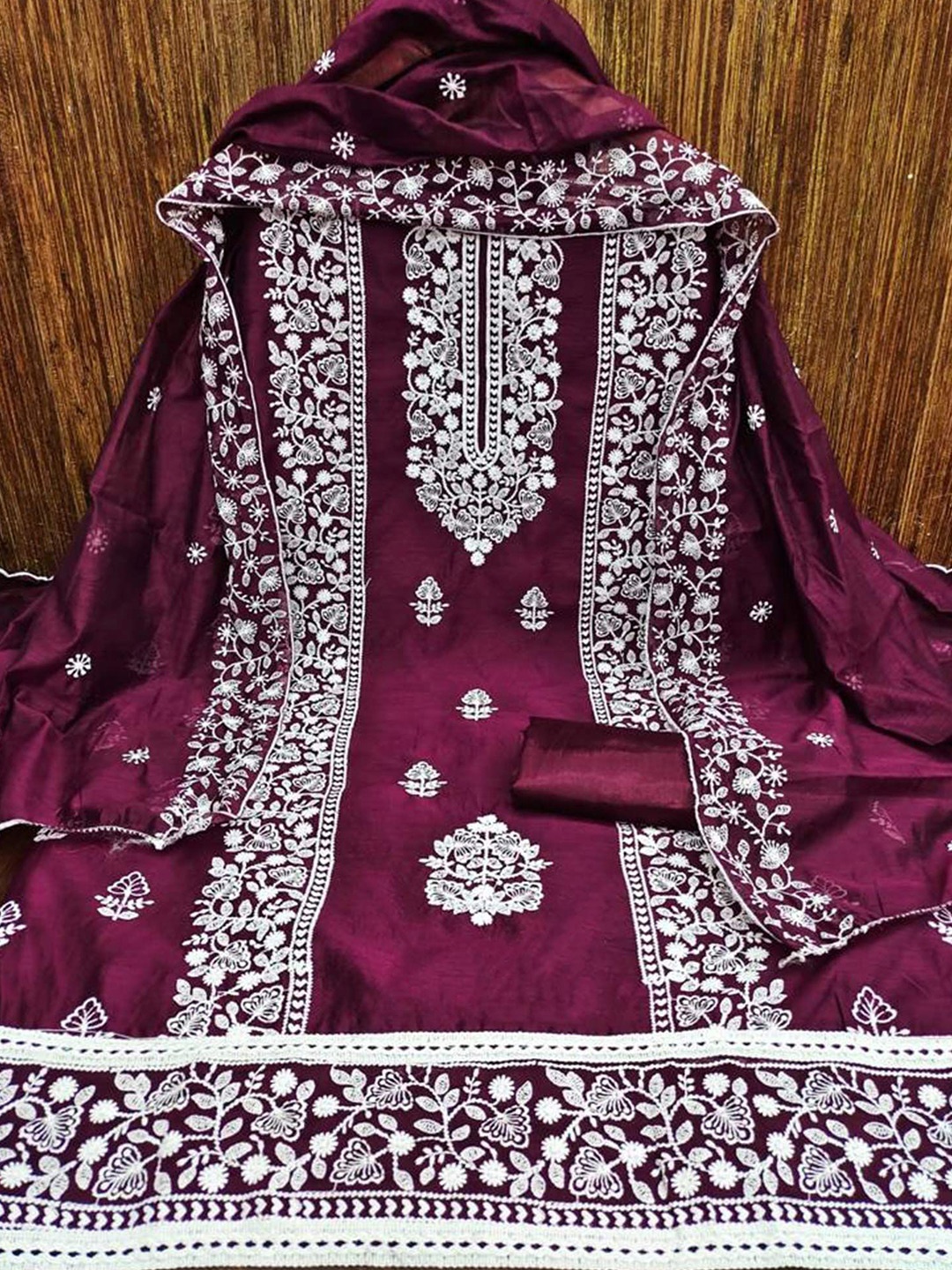 

Peachmode Floral Embroidered Unstitched Dress Material, Purple
