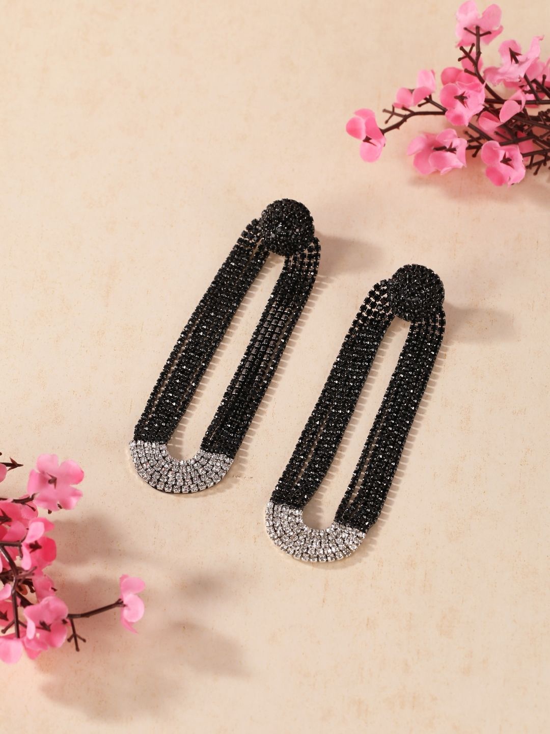 

DressBerry Silver-Plated Brass Rhinestone Contemporary Shaped Drop Earrings