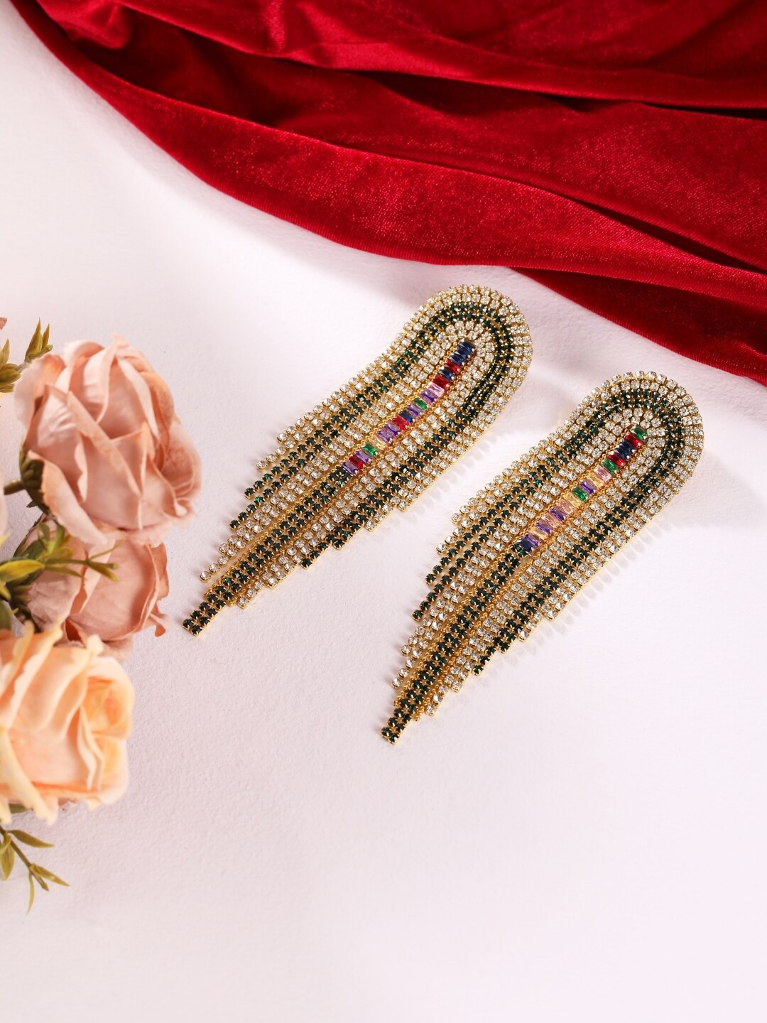 

DressBerry Gold Tones Rhinestone Gold Plated Drop Earrings