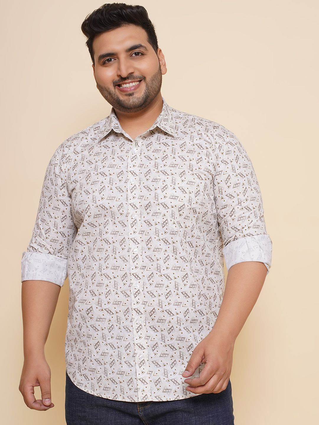 

John Pride Men Spread Collar Geometric Printed Plus Size Pure Cotton Casual Shirt, Cream