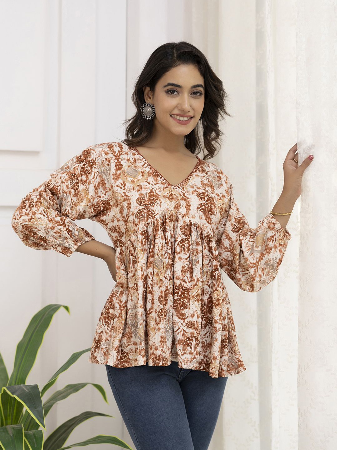

Nayo Abstract Printed V-Neck Tunic, Rust