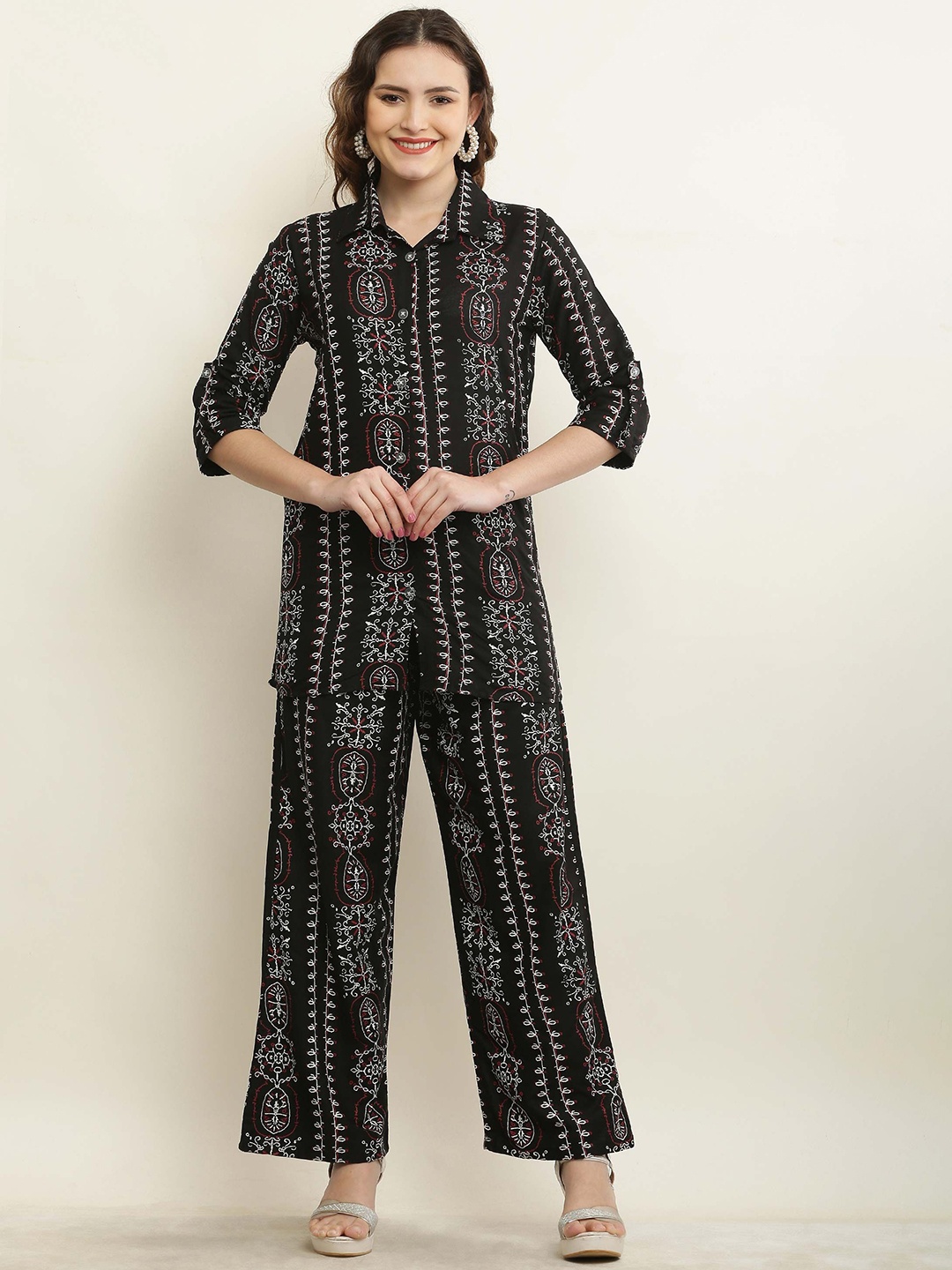 

Vastrasky Global Printed Shirt & Trousers, Black