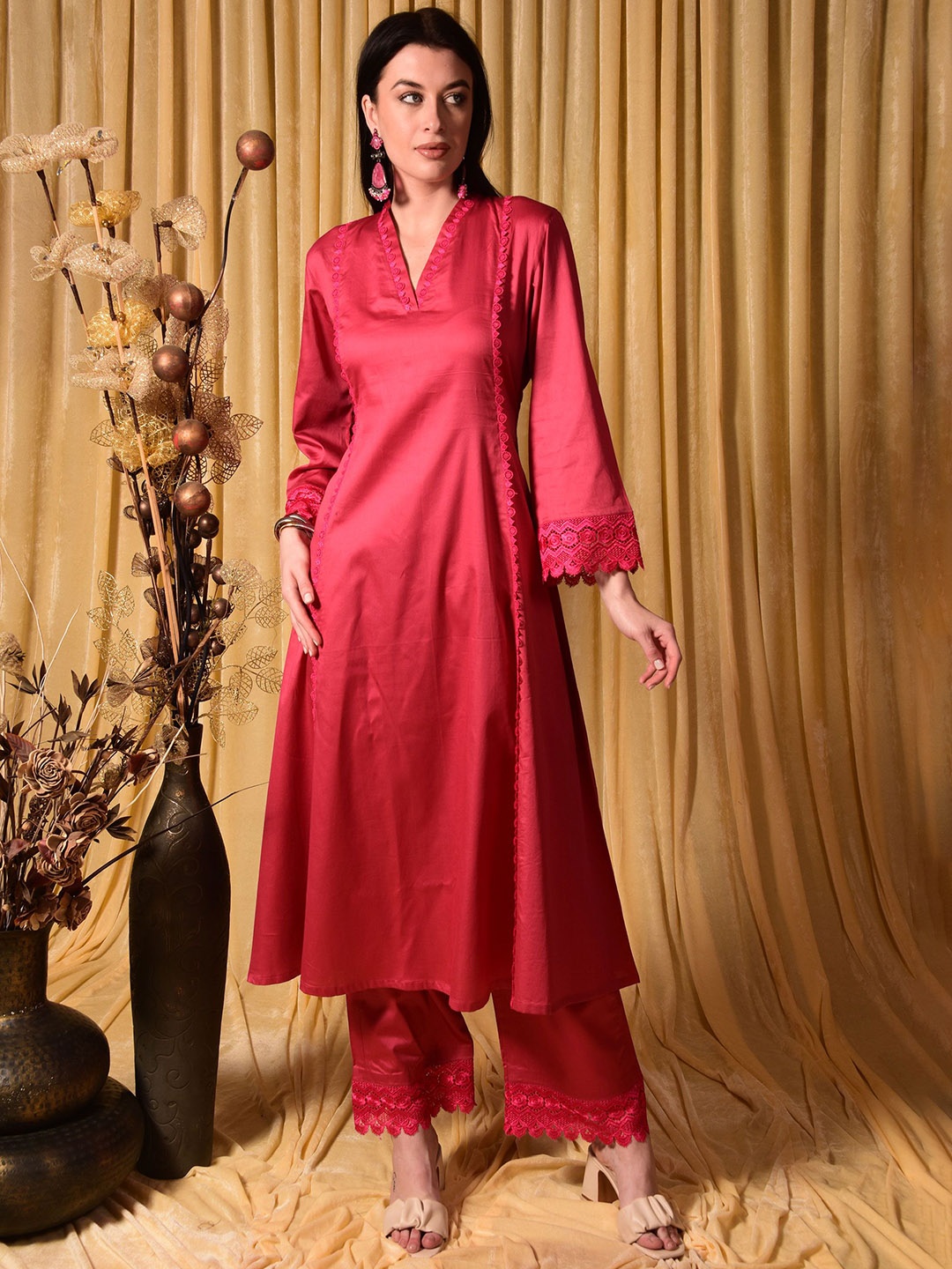

Laalzari V-Neck Flared Sleeve Pure Cotton A-Line Tunic With Palazzos, Pink