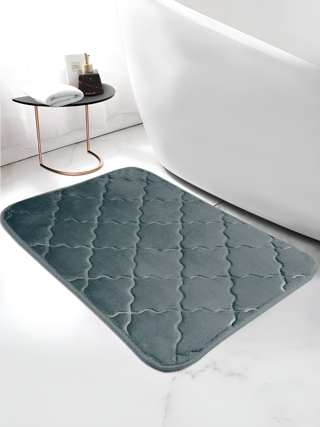

Story@home Grey Textured Microfiber Anti Skid 210 GSM Bath Mat