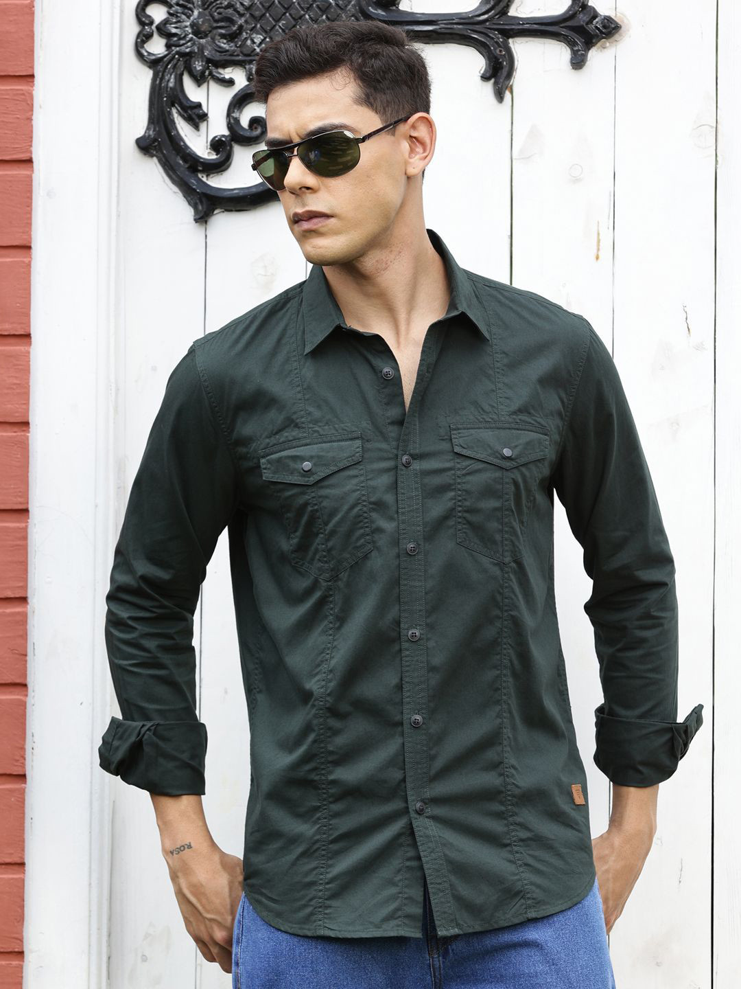 

Thomas Scott Men Premium Pockets Detailing Spread Collar Casual Shirt, Green