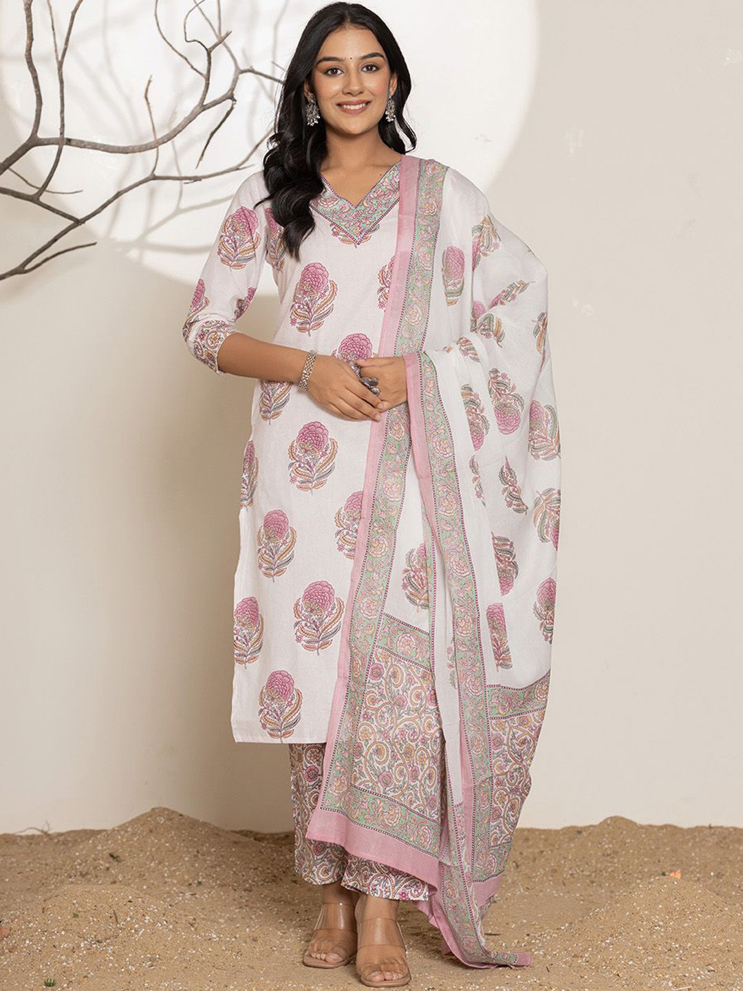 

Yufta Floral Printed Regular Pure Cotton Straight Kurta With Trousers & Dupatta, White