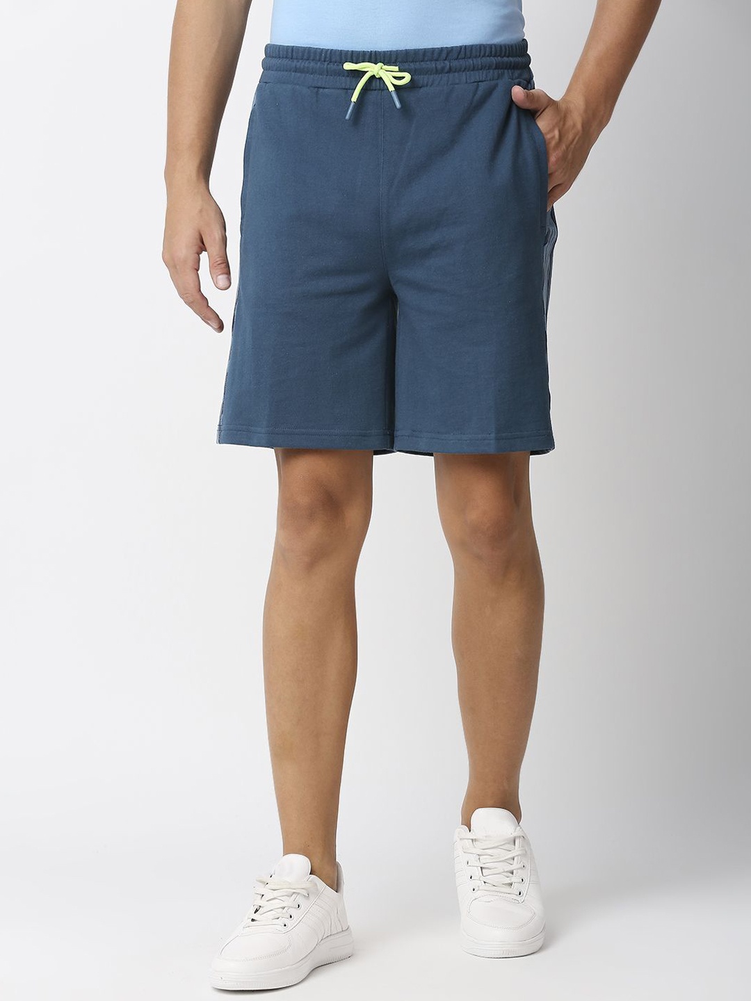 

FiTZ Men Outdoor Regular Fit Mid-Rise Sports Shorts, Blue