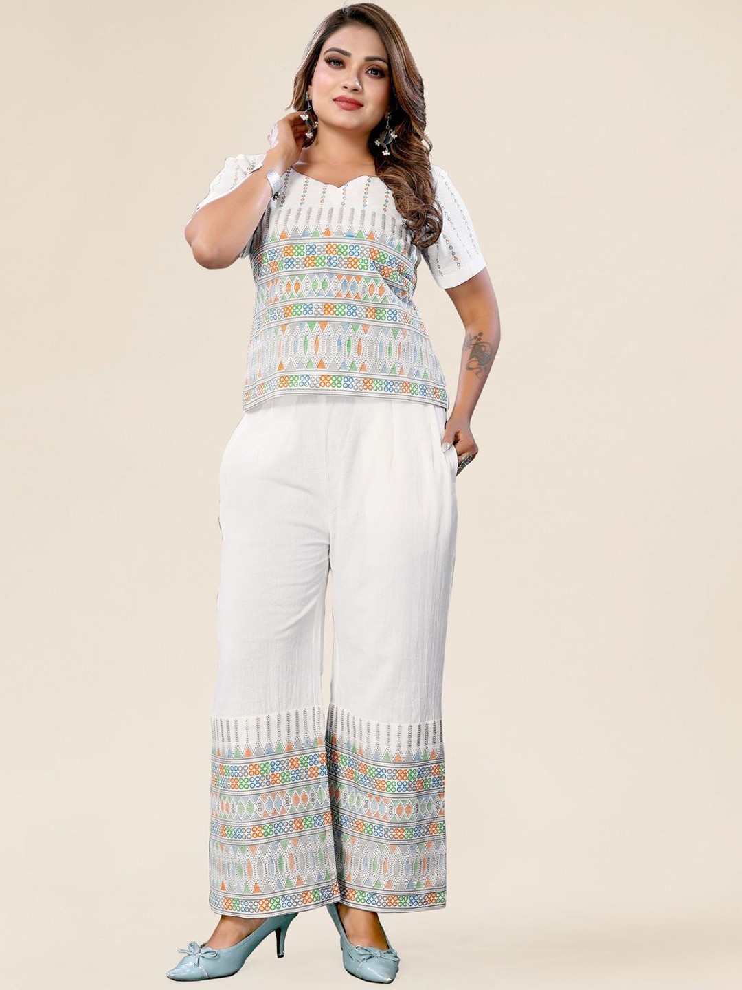 

TITANIUM SILK INDUSTRIES PVT. LTD. Printed Linen Top & Trousers, White