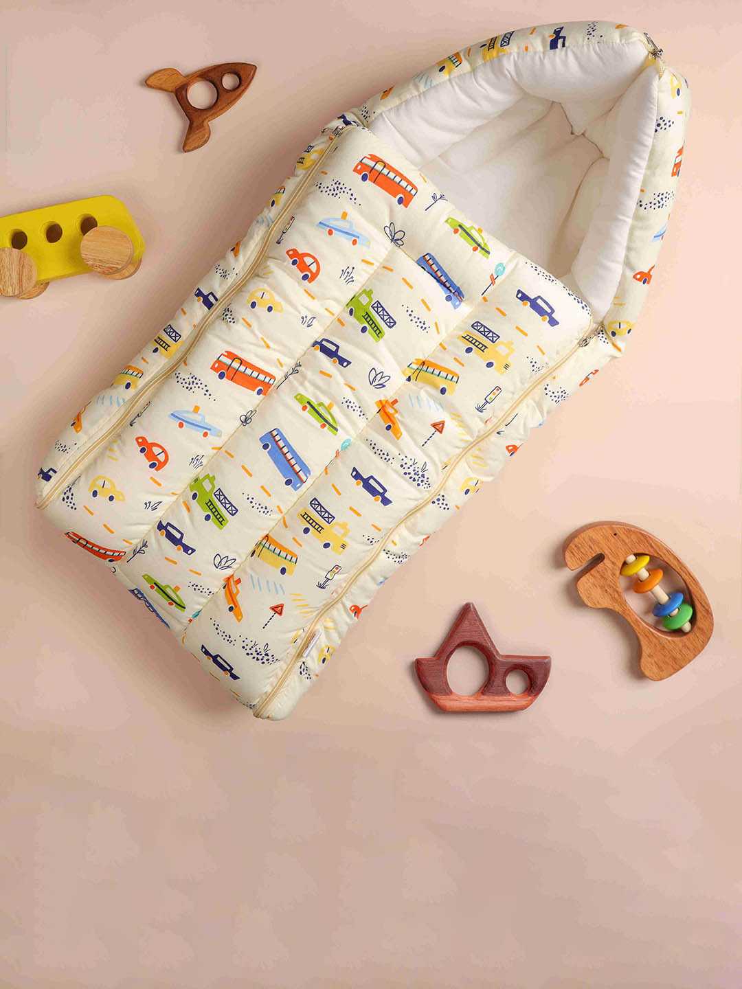 

KICKS & CRAWL Wheels On The Bus Printed Baby Sleeping Bag, Off white