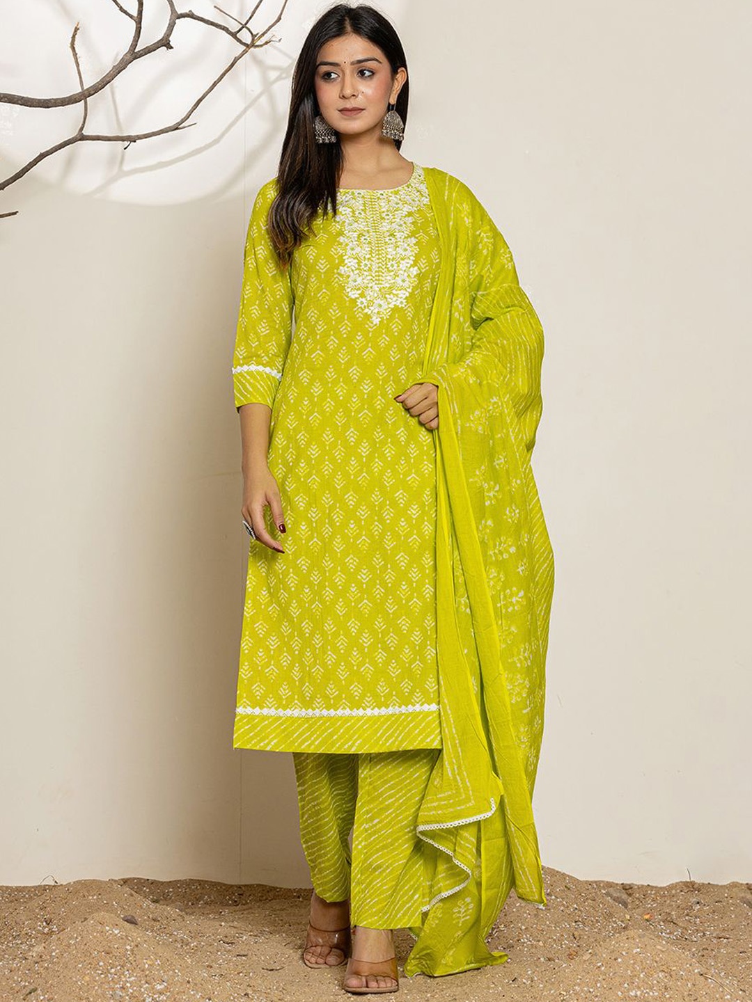 

Yufta Ethnic Motifs Printed Thread Work Pure Cotton Straight Kurta With Trousers & Dupatta, Green