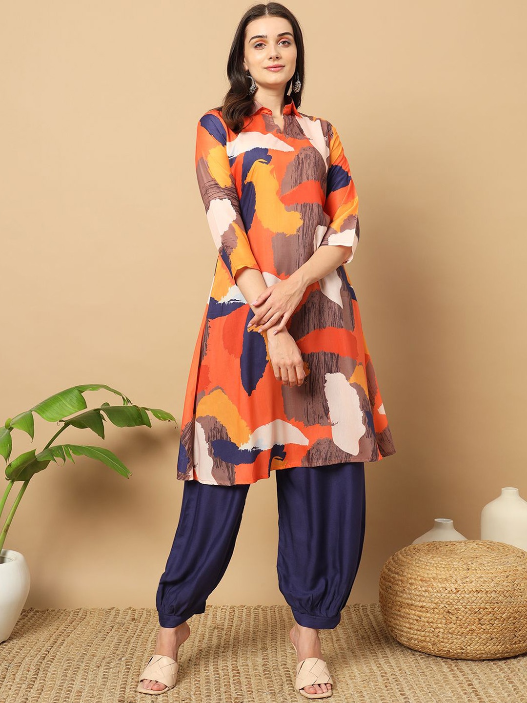 

S.K.C Printed Shirt Collar Regular Kurta with Harem Pants, Navy blue