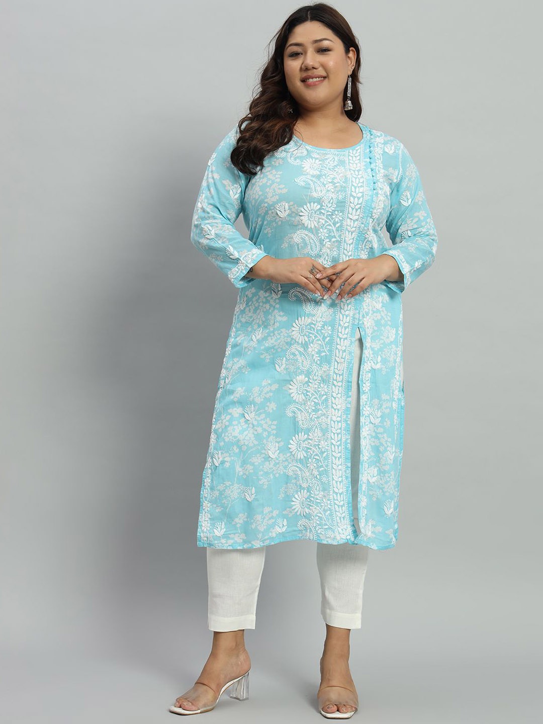 

Indiankala4u Floral Embroidered Chikankari Cotton Straigth Kurta, Blue