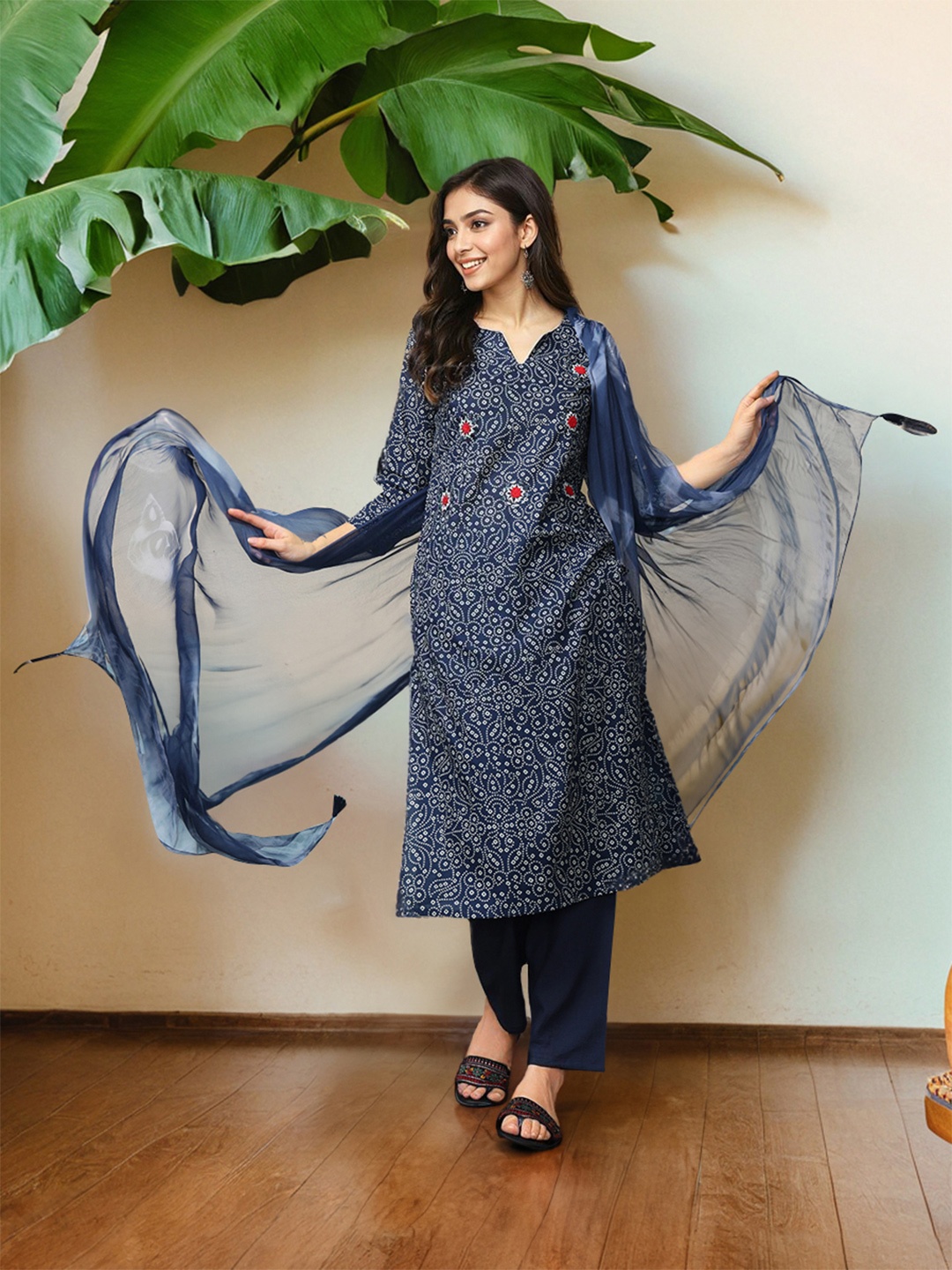 

Ishin Blue Bandhani Printed Thread Wor Pure Cotton Kurta With Trousers & Dupatta