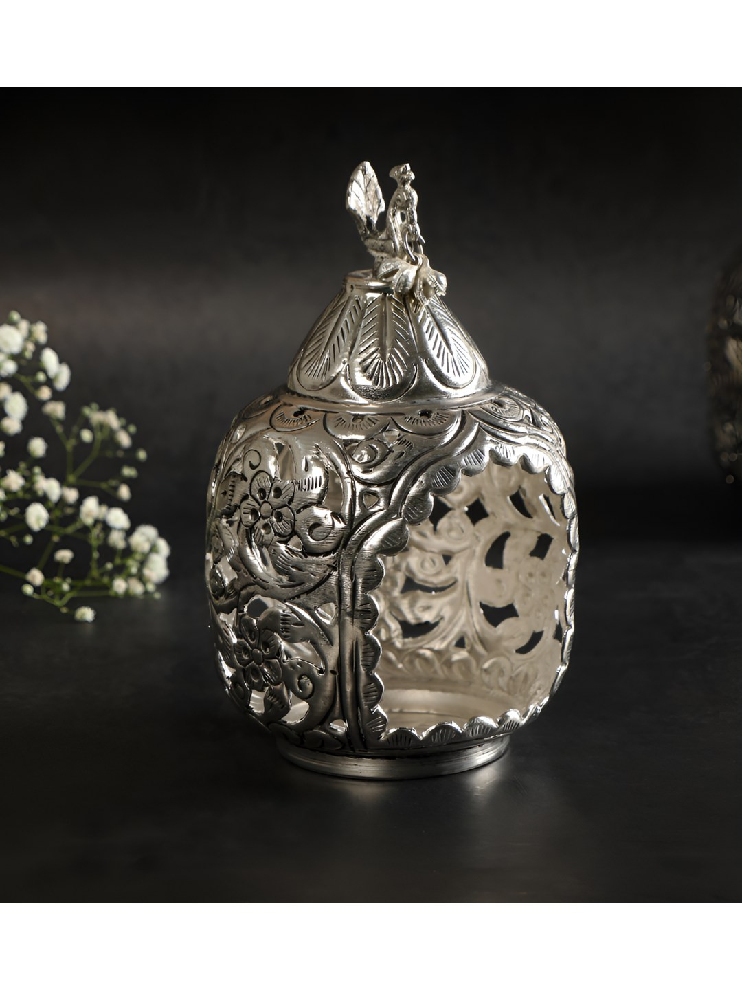 

THE HOME CO. Silver-Toned Textured Candle Holder
