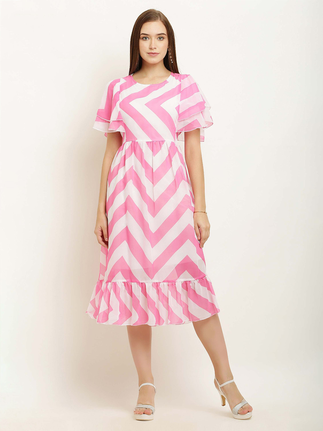 

Vastrasky Global Geometric Printed Georgette Maxi Longline Top, Yellow