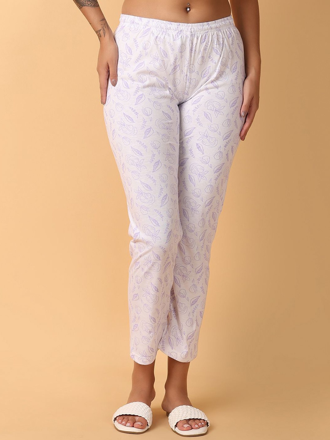 

V-Mart Women Printed Regular Trousers, White