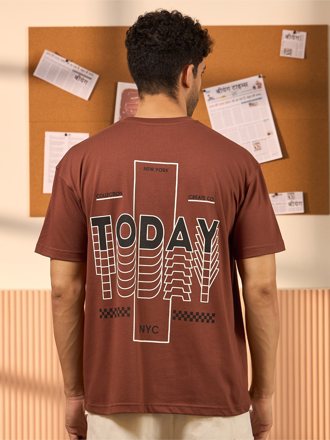 

Beyoung Men Typography Printed Round Neck T-shirt, Brown