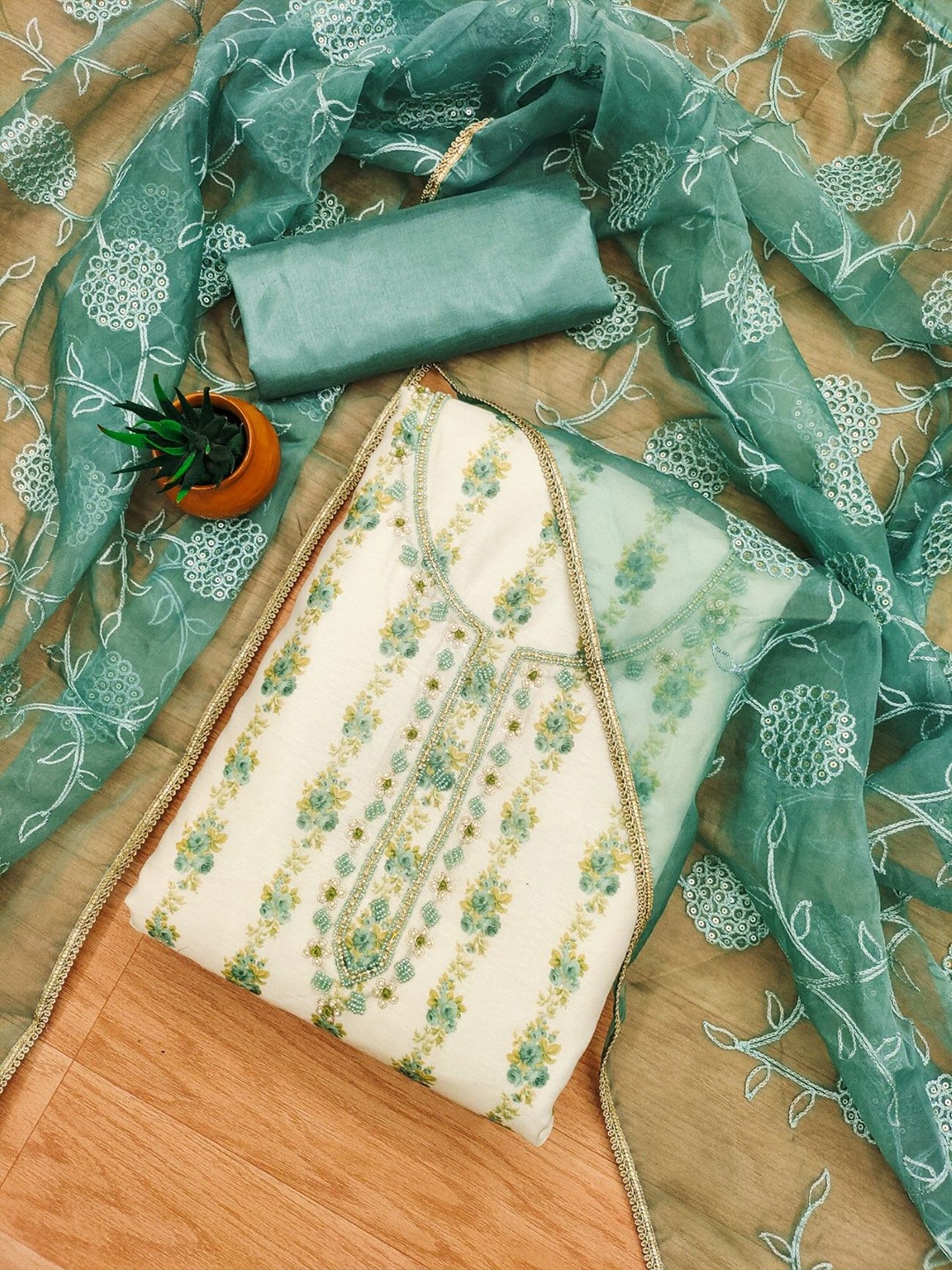 

KALINI Floral Embroidered Unstitched Dress Material, Teal