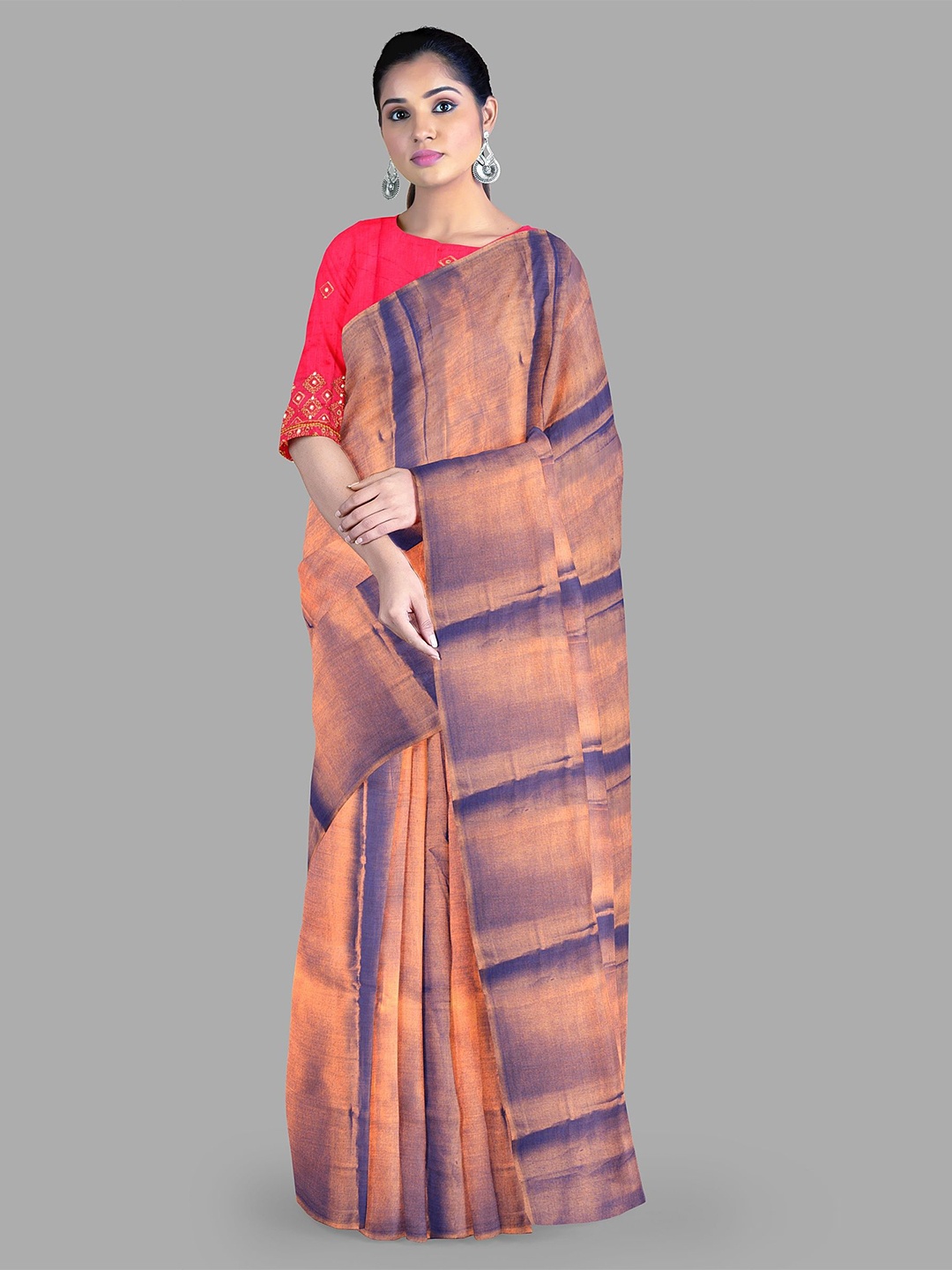 

The Chennai Silks Printed Gadwal Saree With Blouse Piece, Blue