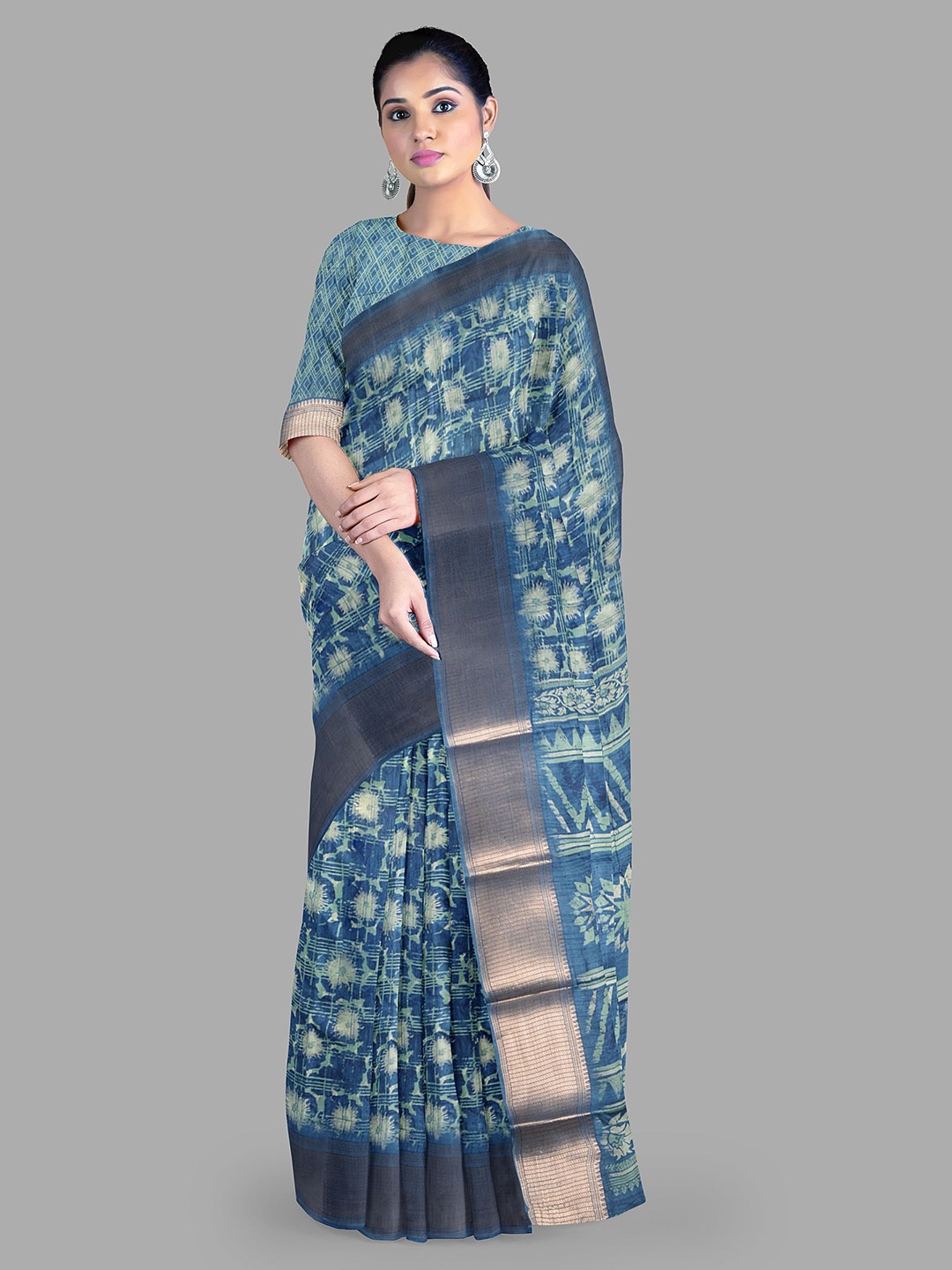 

The Chennai Silks Zari Gadwal Saree, Blue