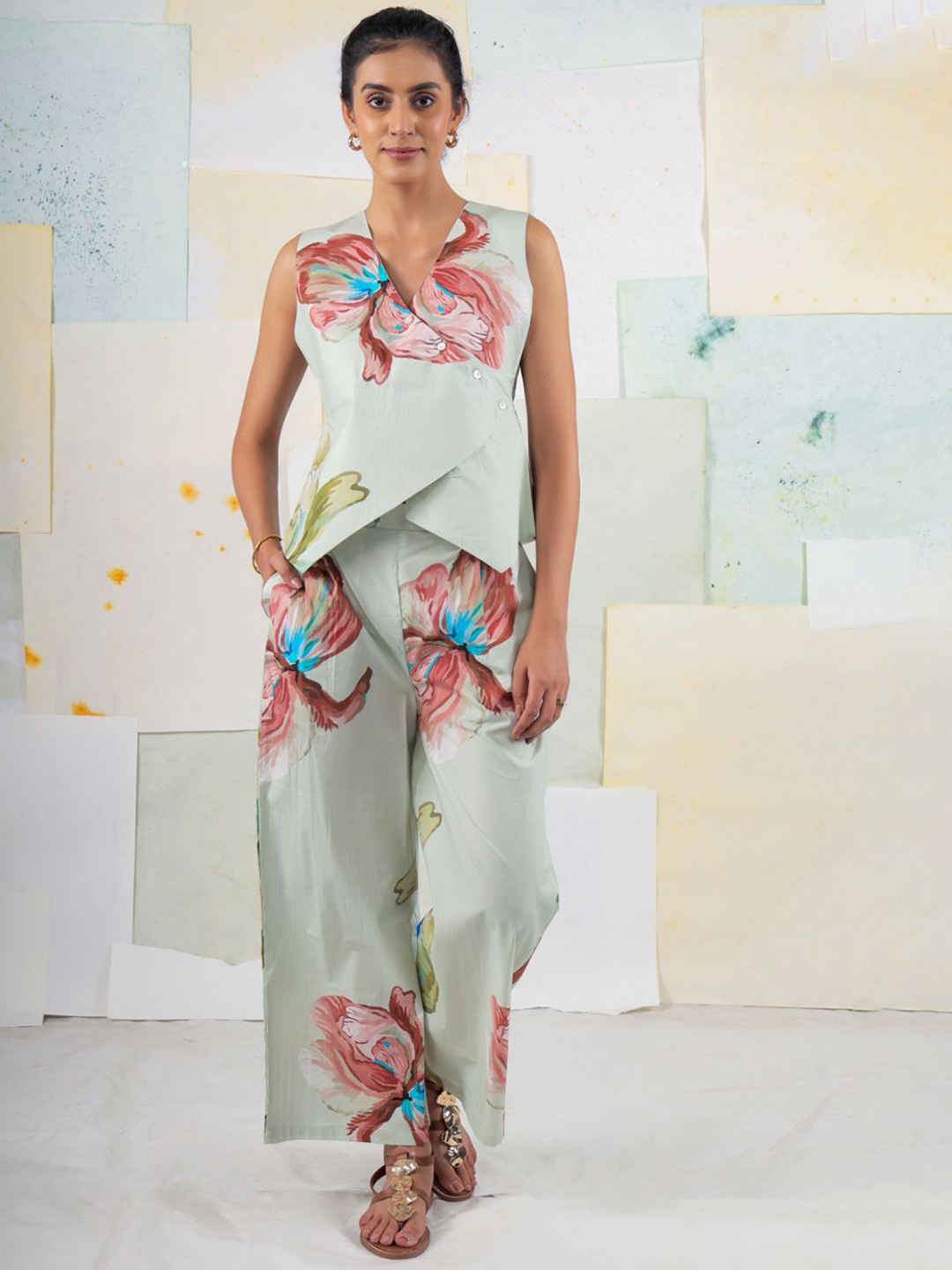 

BUTA BUTI Printed V-Neck Top With Trouser, Green
