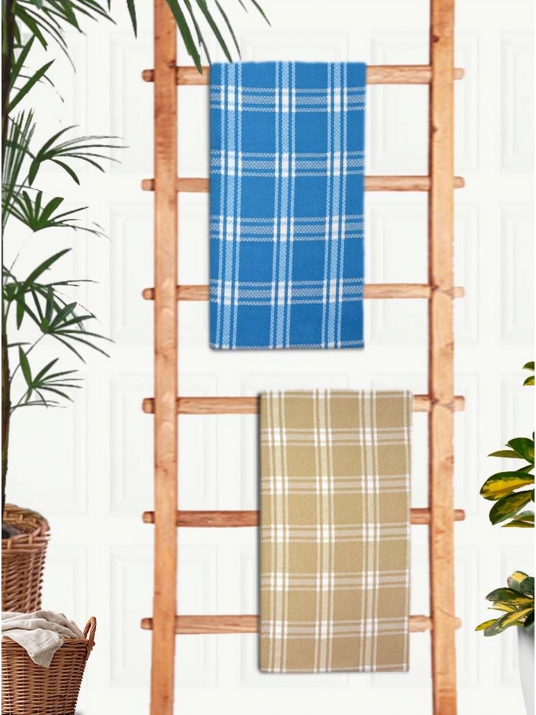 

Athom Living Blue & White 2Pieces Printed Cotton 210 GSM Bath Towels