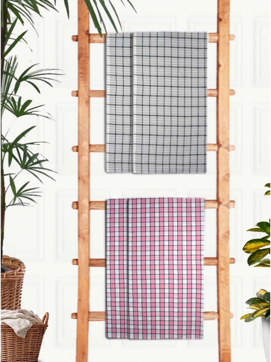

Athom Living Pink & Grey 4 Printed Cotton 210 GSM Bath Towel