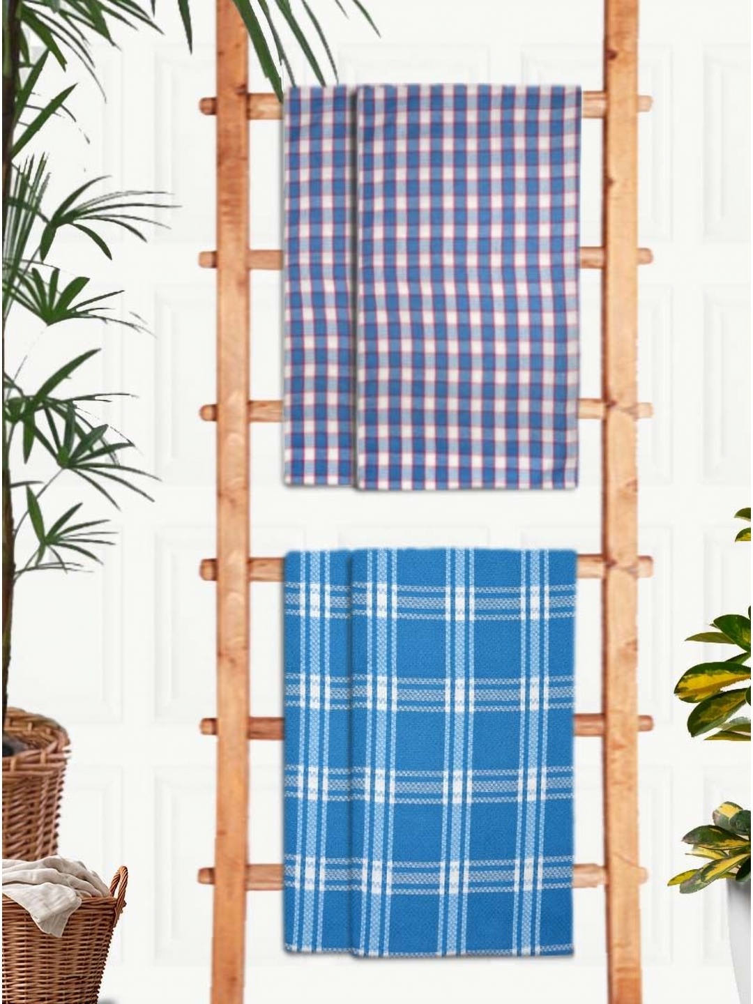 

Athom Living Blue & White 4 Printed Cotton 210 GSM Bath Towel