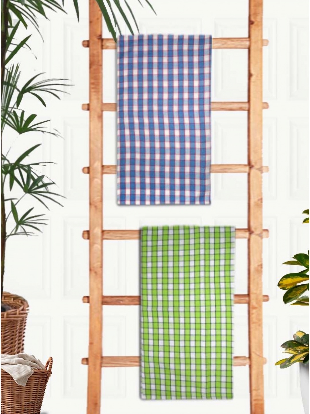 

Athom Living White & Green 2 Pieces Printed Cotton 210 GSM Bath Towels