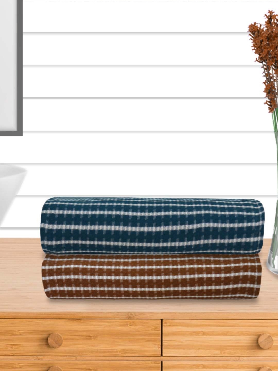 

Athom Living Brown & Green 2 Pieces Printed Pure Cotton 210 GSM Bath Towels