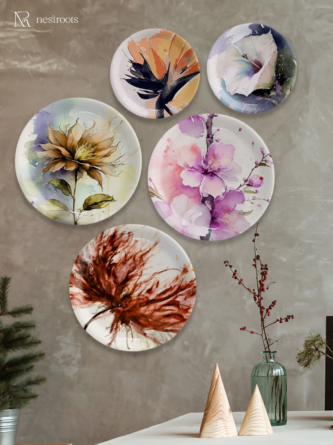 

nestroots White & Blue 5 Pieces Floral Printed Ceramic Wall Plate