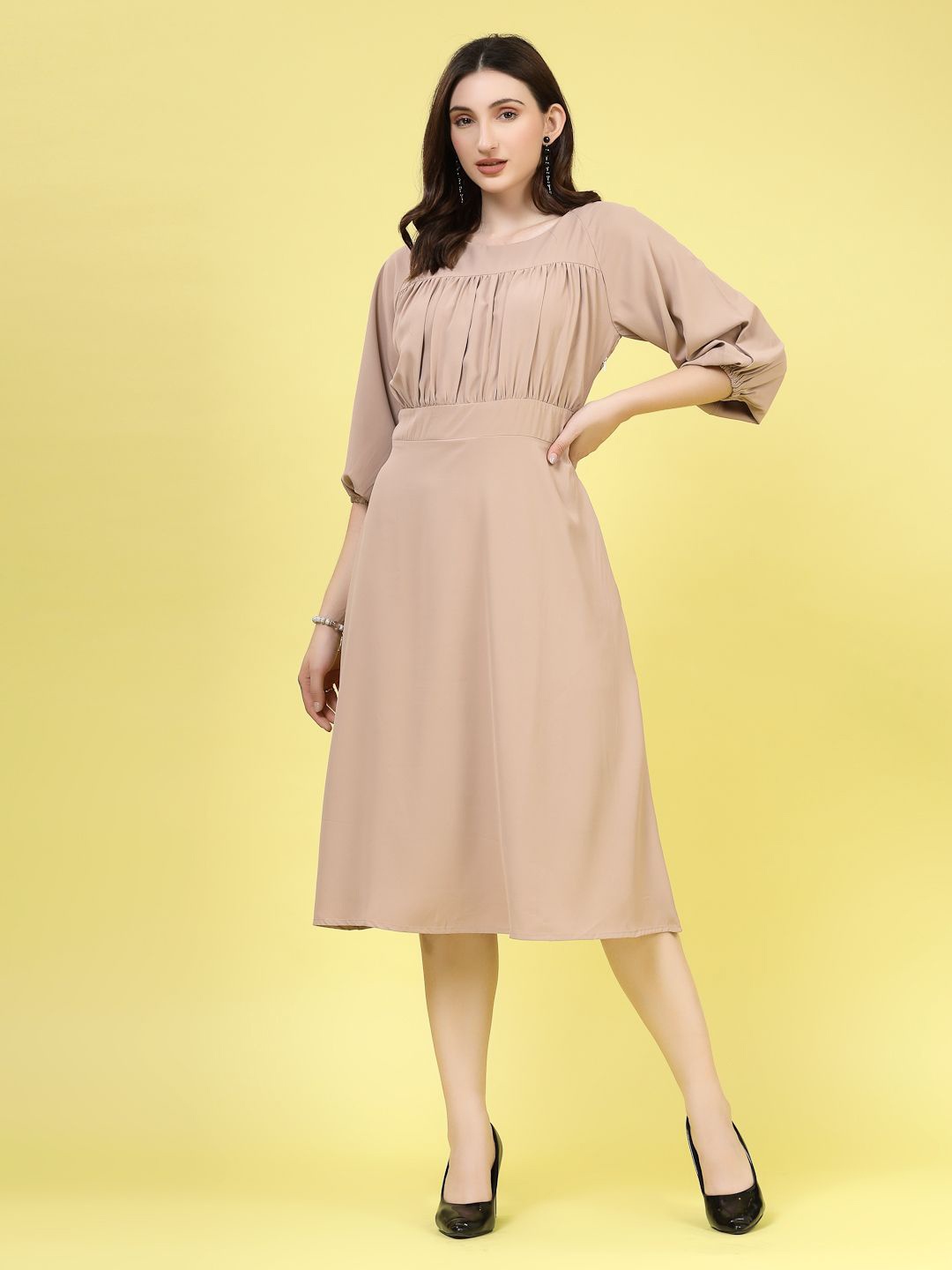 

Juelle Women Fit & Flare Midi Dress, Beige