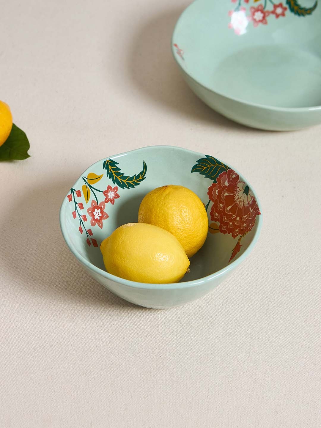 

Chumbak Sea Green & Red Printed Ceramic Serving Bowl