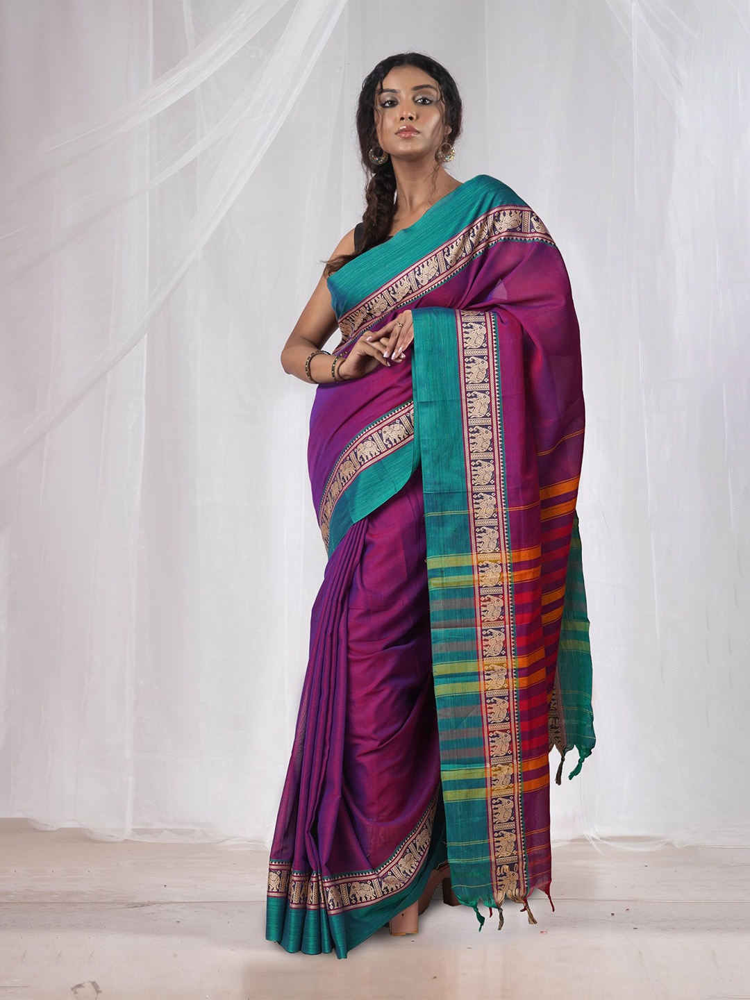 

Unnati Silks Zari Pure Cotton Handloom Narayan Peth Saree, Purple