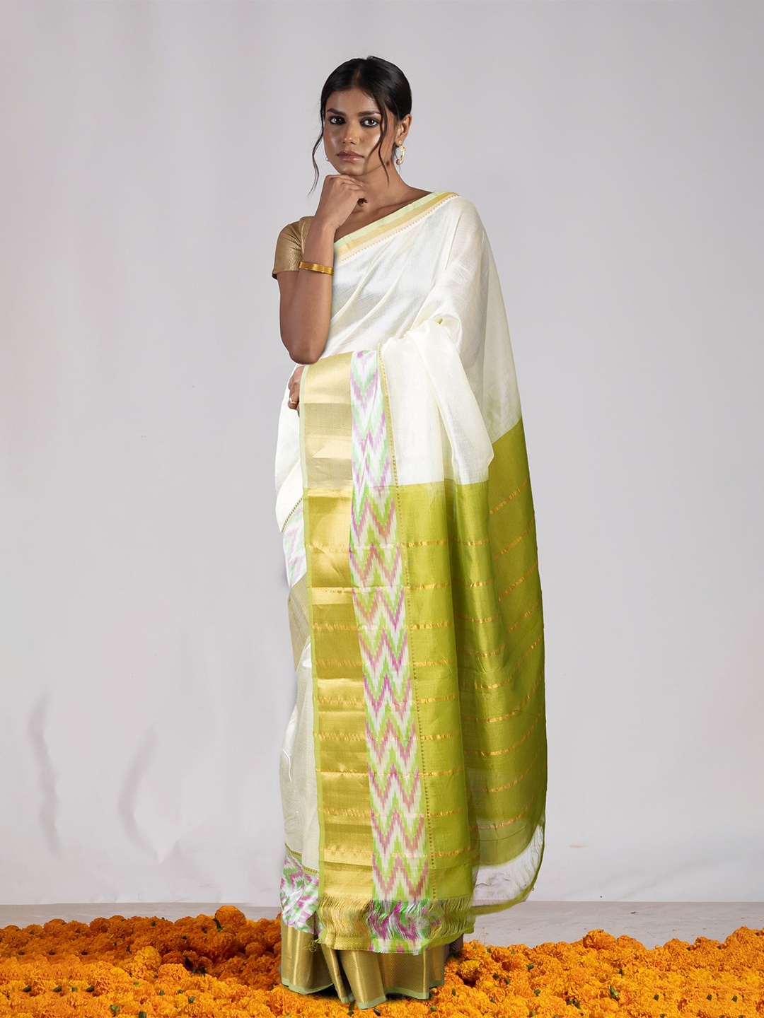 

Unnati Silks Zari Pure Handloom Mangalgiri Saree, Cream