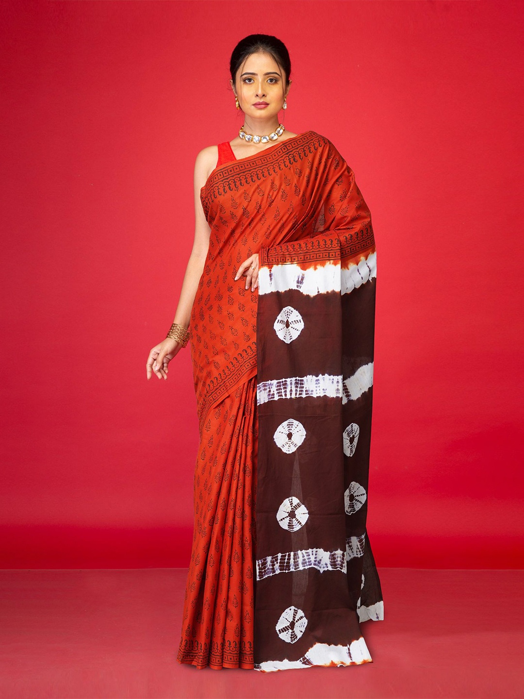

Unnati Silks Ethnic Motifs Pure Cotton Handloom Block Print Saree, Orange