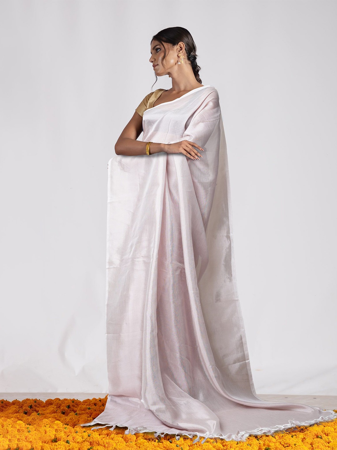 

Unnati Silks Handloom Mangalagiri Saree, White