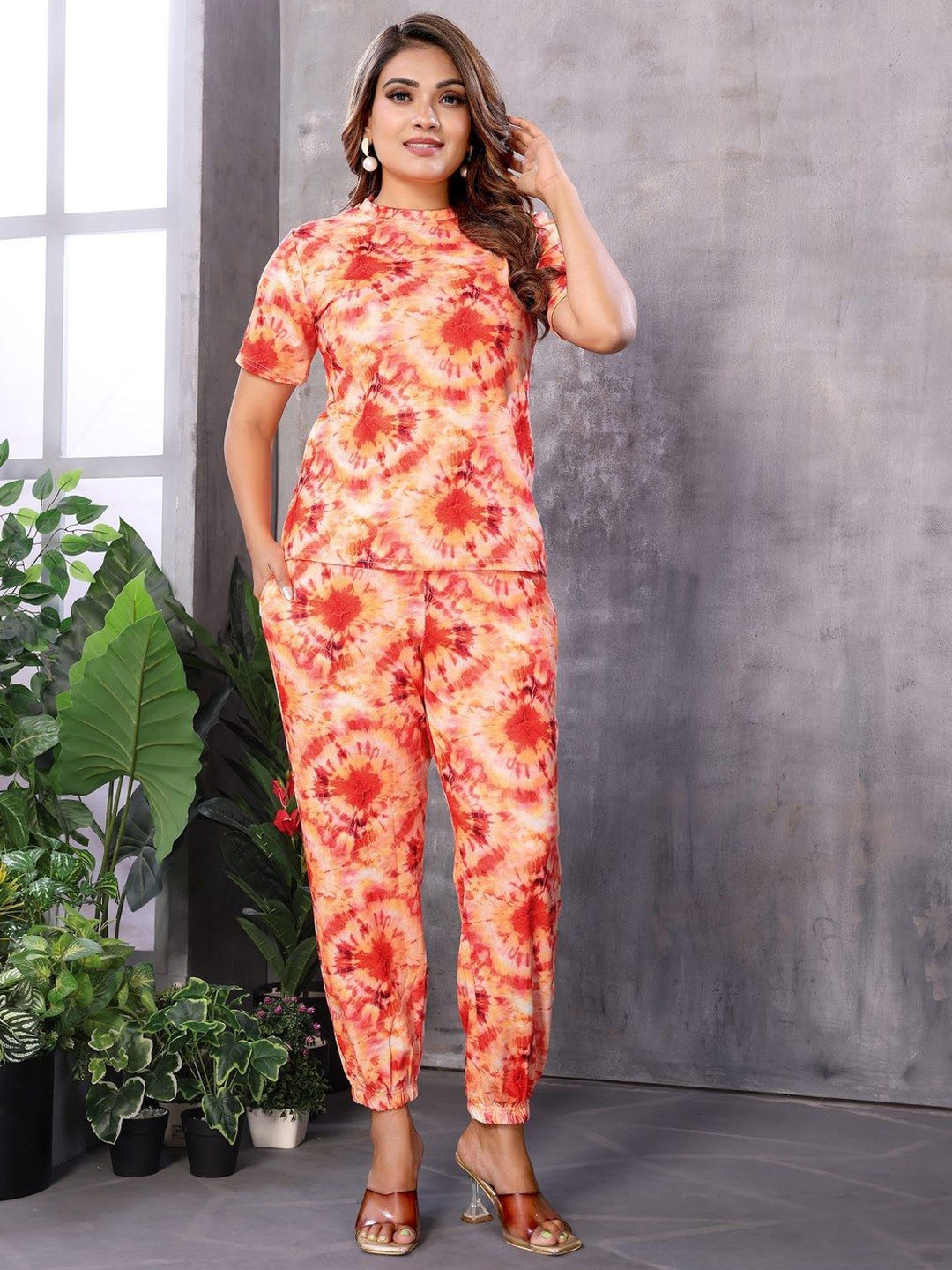 

Titanium Silk Industries Printed T-Shirt With Joggers Co-Ords, Orange