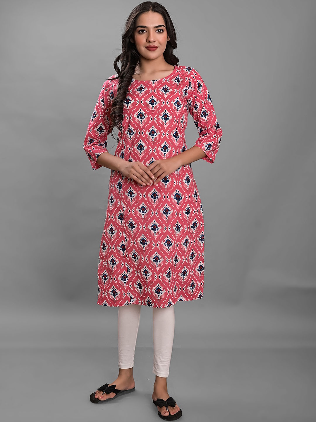

KALINI Round Neck Geometric Printed Cotton Straight Kurta, Pink