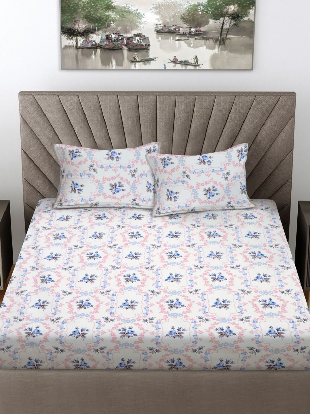 

FABINALIV White & Blue Floral Print 300 TC Fitted King Bedsheet & 2 Pillow Covers