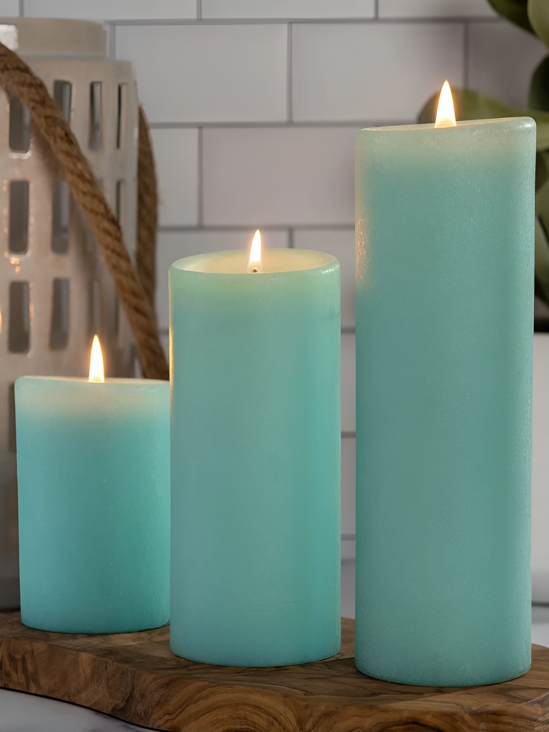 

Aromatic Fables Turquoise Blue 3 pieces Lavender Scented Pillar Candles