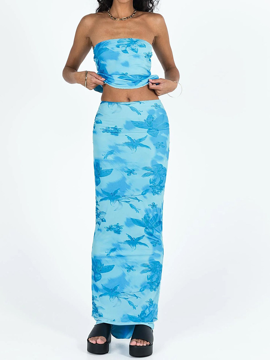 

LULU & SKY Printed Off-Shoulder Neck Tube Top With Maxi Skirt, Blue