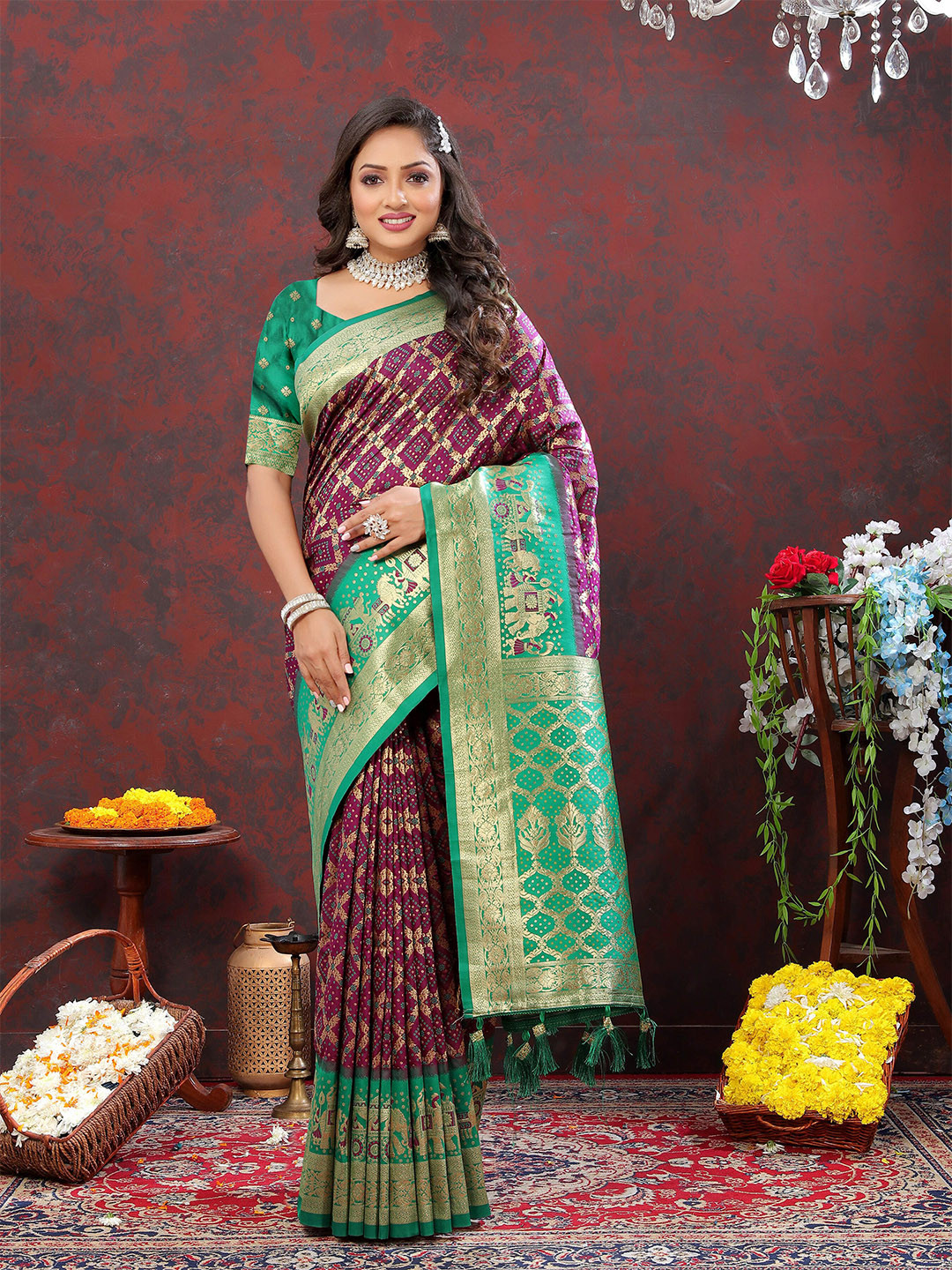 

Chandbaali Woven Design Patola Saree, Brown